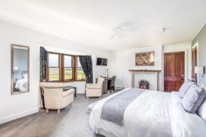  Grey Harlings Hotel  Монтроуз